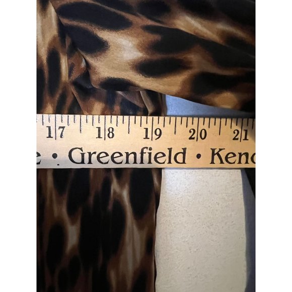 Anne Klein Blouse Womens Medium Leopard Print Roll Tab Sleeves Career Relaxed - Picture 4 of 13